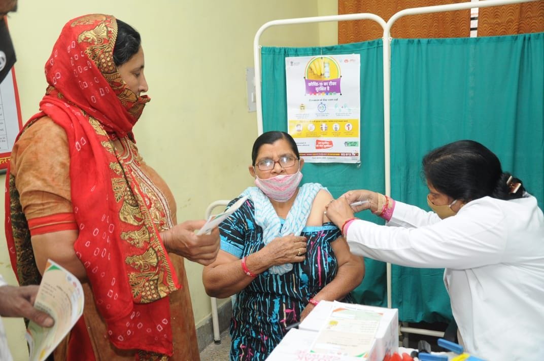 6420 people got corona vaccine installed in Muzaffarnagar