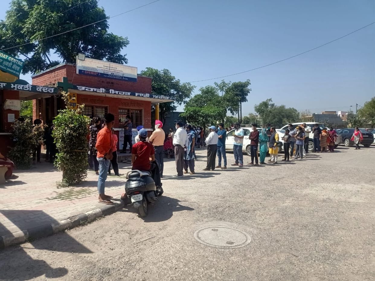 The condition of Dhakoli Community Health Center is in trouble, peoples standing in the sun for hours waiting for the turn