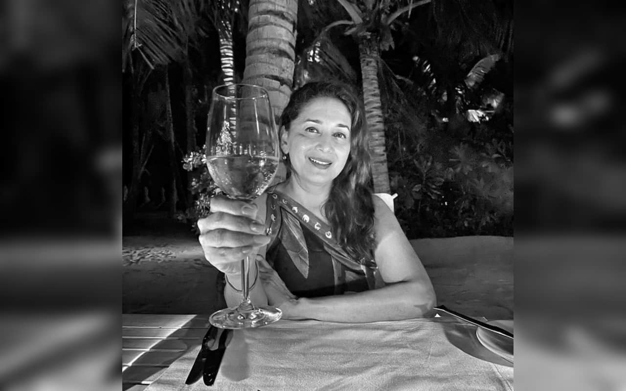 Madhuri Dixit shared romantic dinner photos with Shriram Madhav Nene from maldives trip