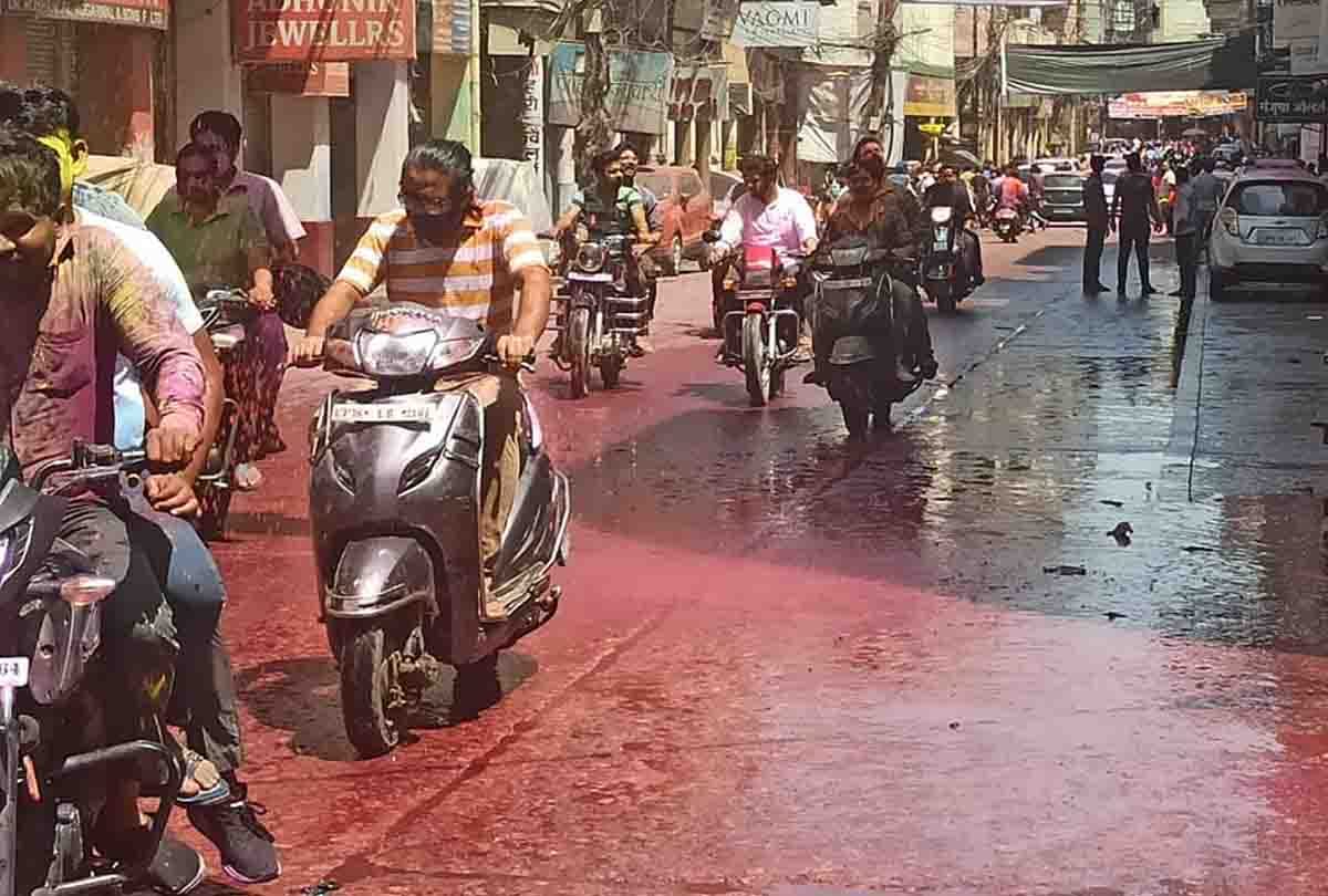 Ganga mela celebrated with great pomp in Kanpur amidst danger of corona