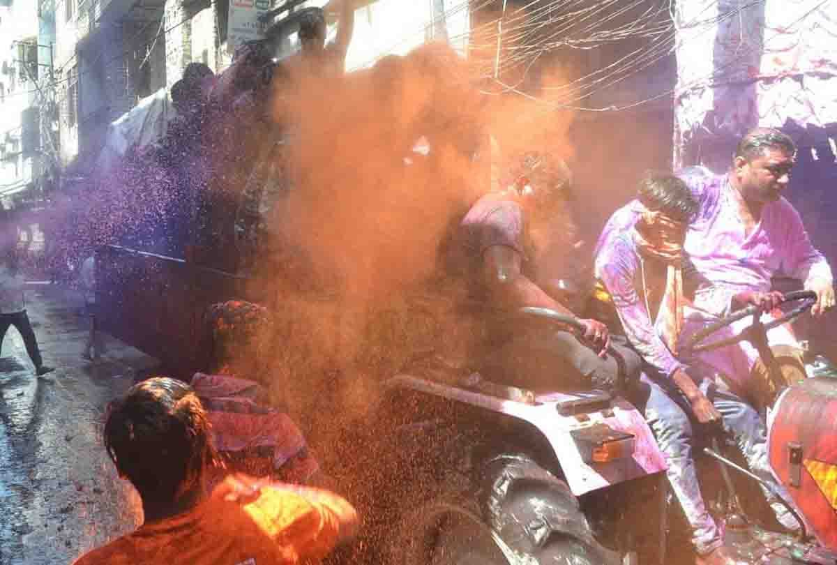 Ganga mela celebrated with great pomp in Kanpur amidst danger of corona