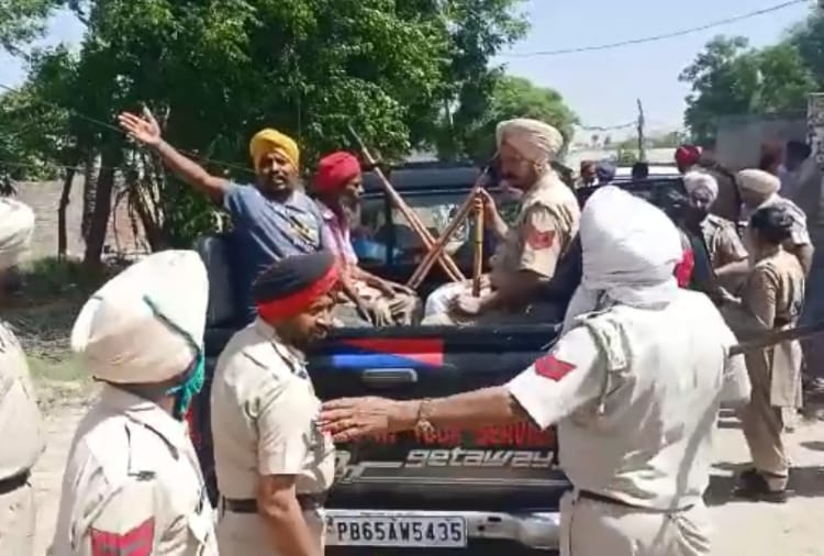 Family members attacked Police Party which came to arrest misdeed accused in Tarantaran of Punjab