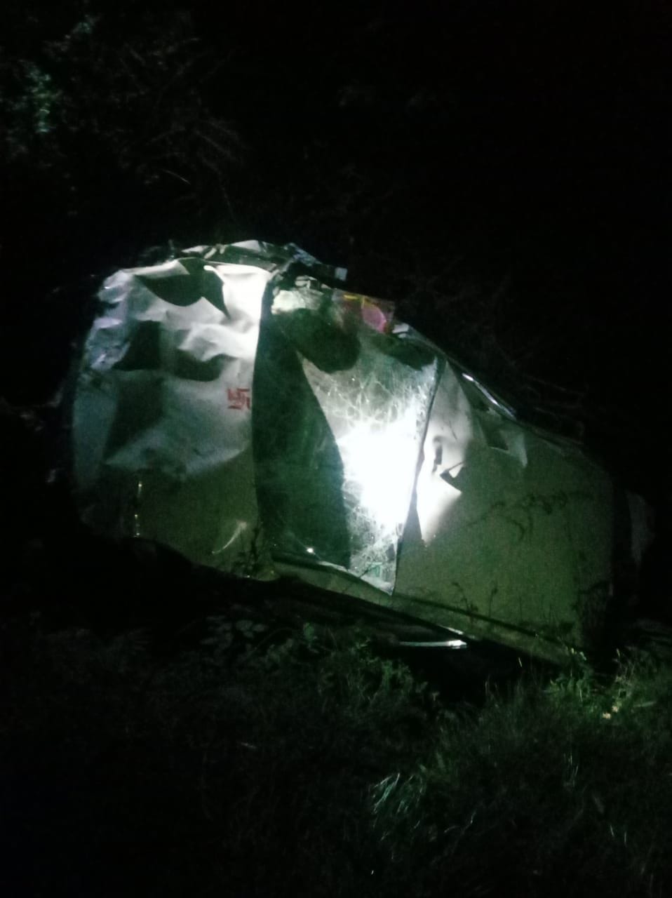 The car fell into a ditch at the Thunag, one died, three injured, mandi news