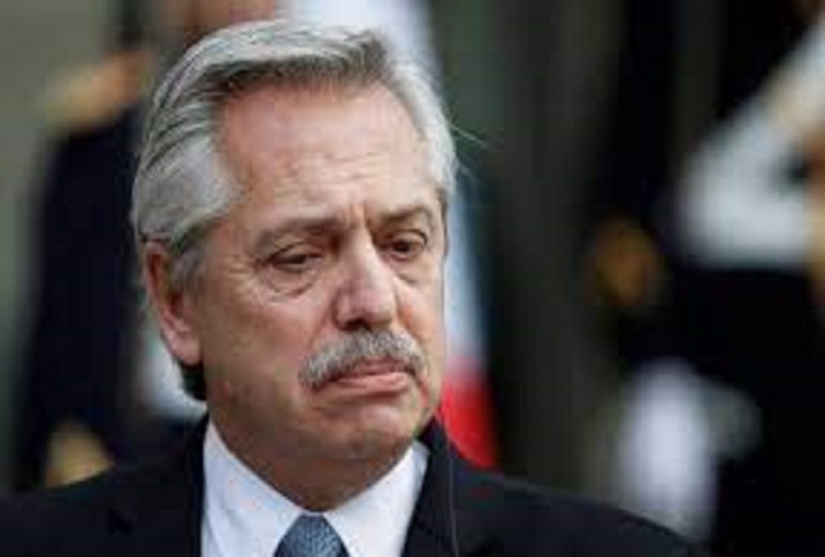 Argentina s president Alberto Fernandez tests positive for Covid-19 He had received Russia s Sputnik V vaccine