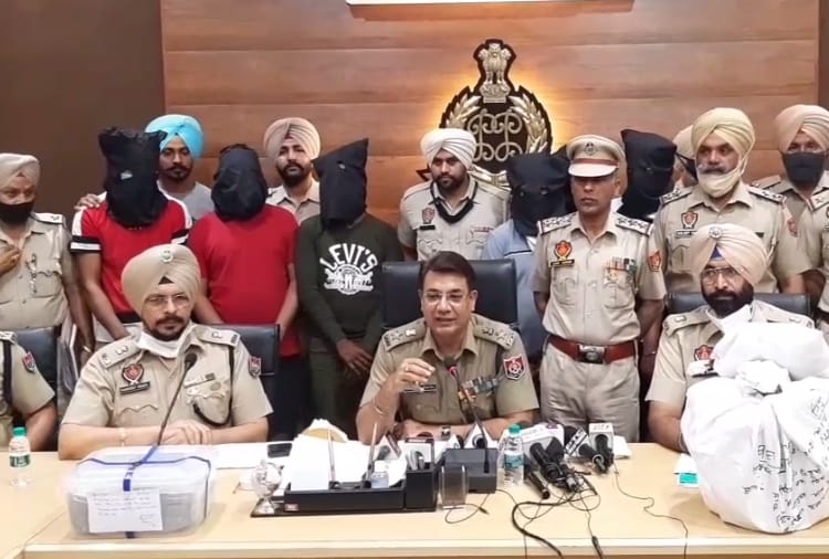 Three Drug smugglers arrested by Hoshiarpur Police in Punjab