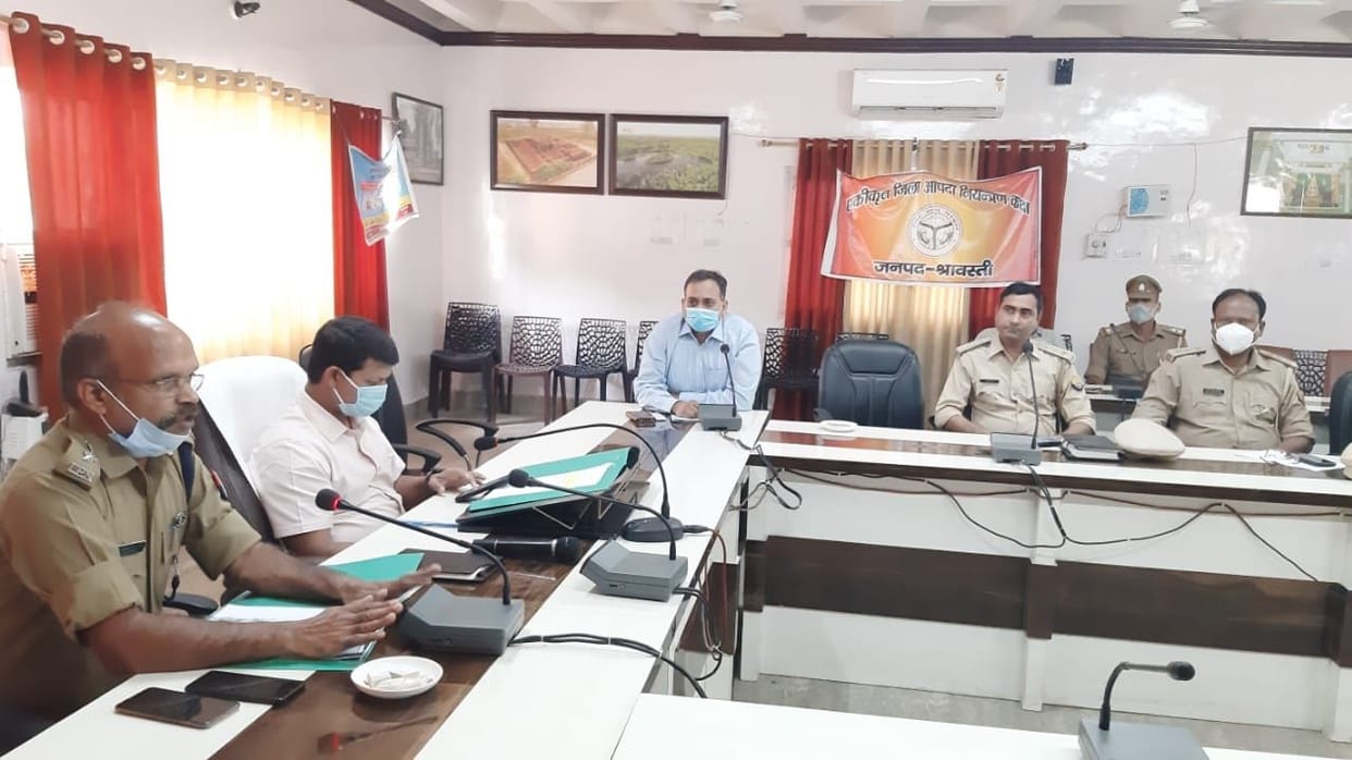 DM and SP held meeting with liquor contract operators