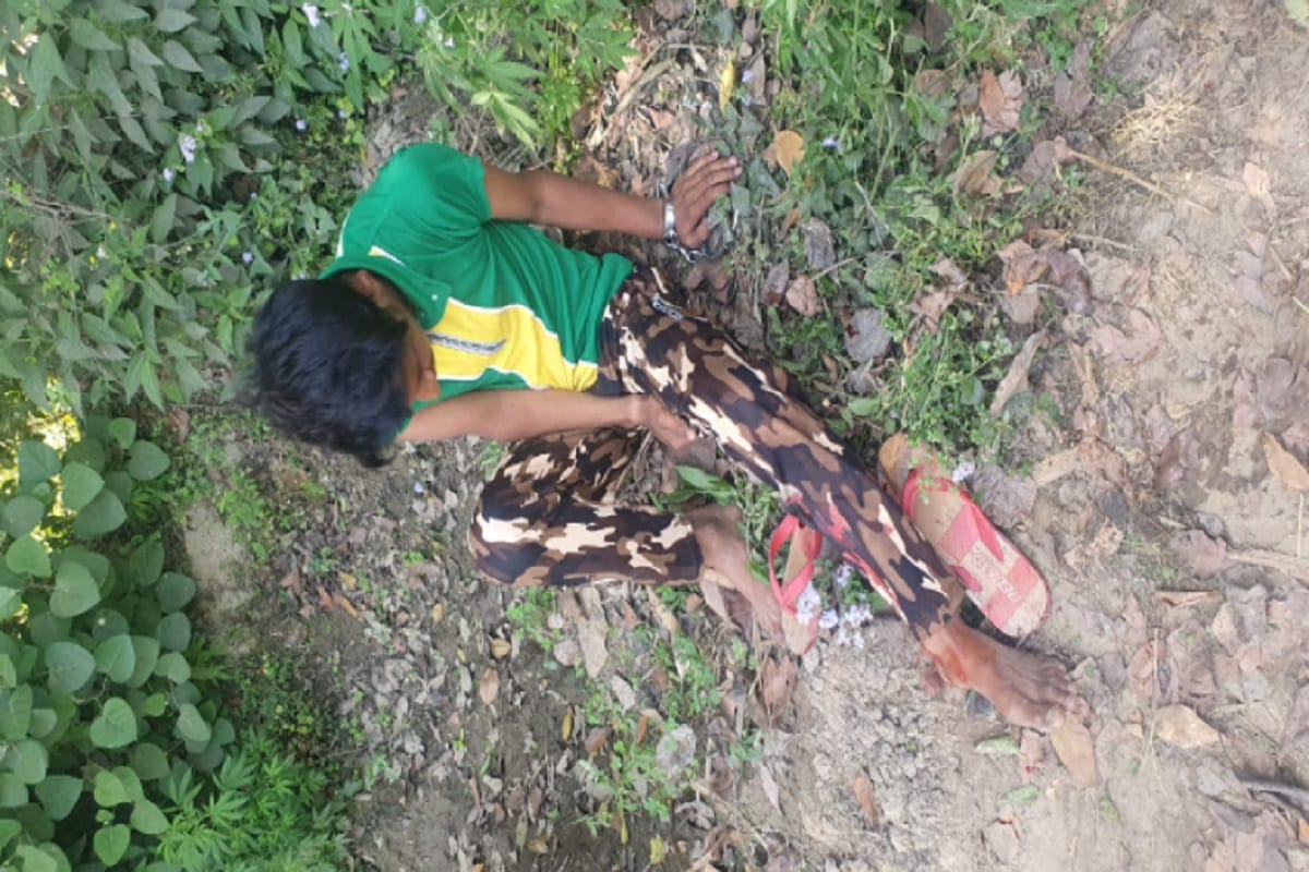 The main accused snatched the pistol from the head constable and ran away in case of death of the student in Meerut