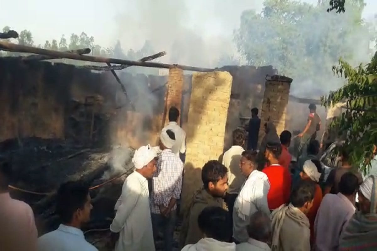 Fierce fire broke out at two places including Namkeen factory in Saharanpur