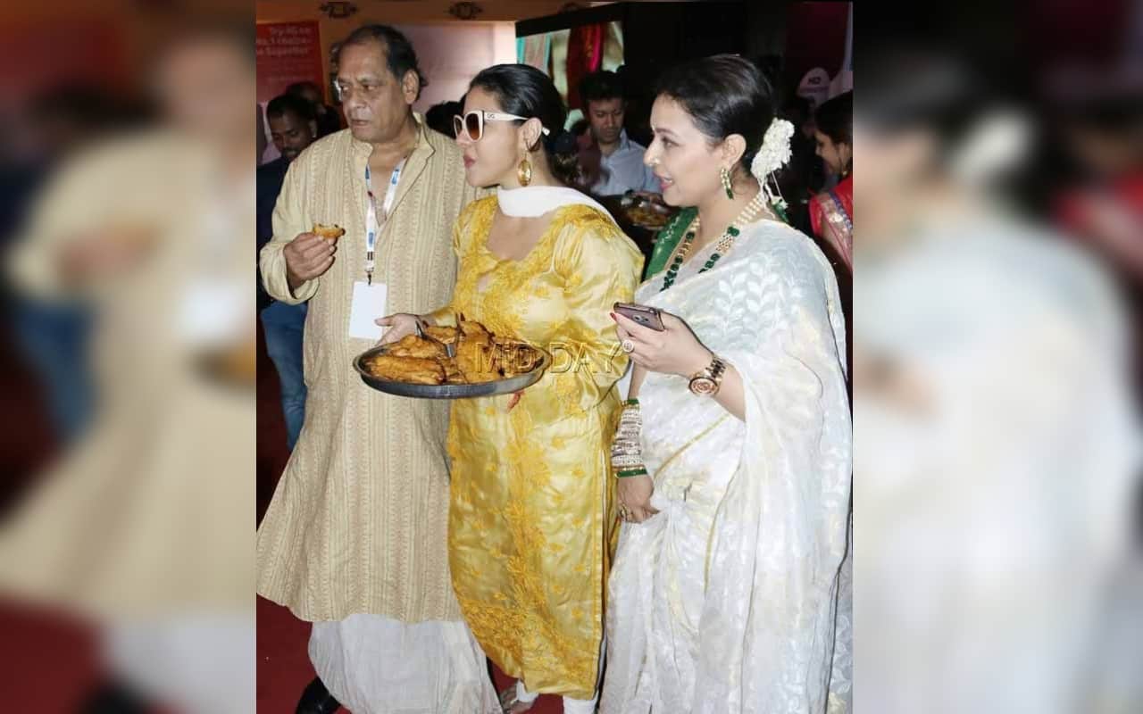 border film sunil shetty actress sharbani mukherjee kajol rani mukerji cousin photos after dropped out bollywood career