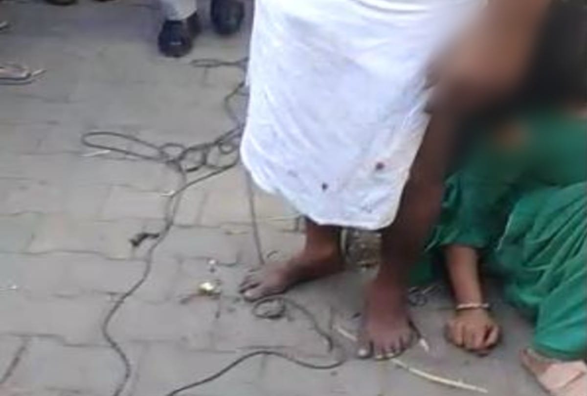 villagers beaten boyfriend of married woman after tied with a pole in agra