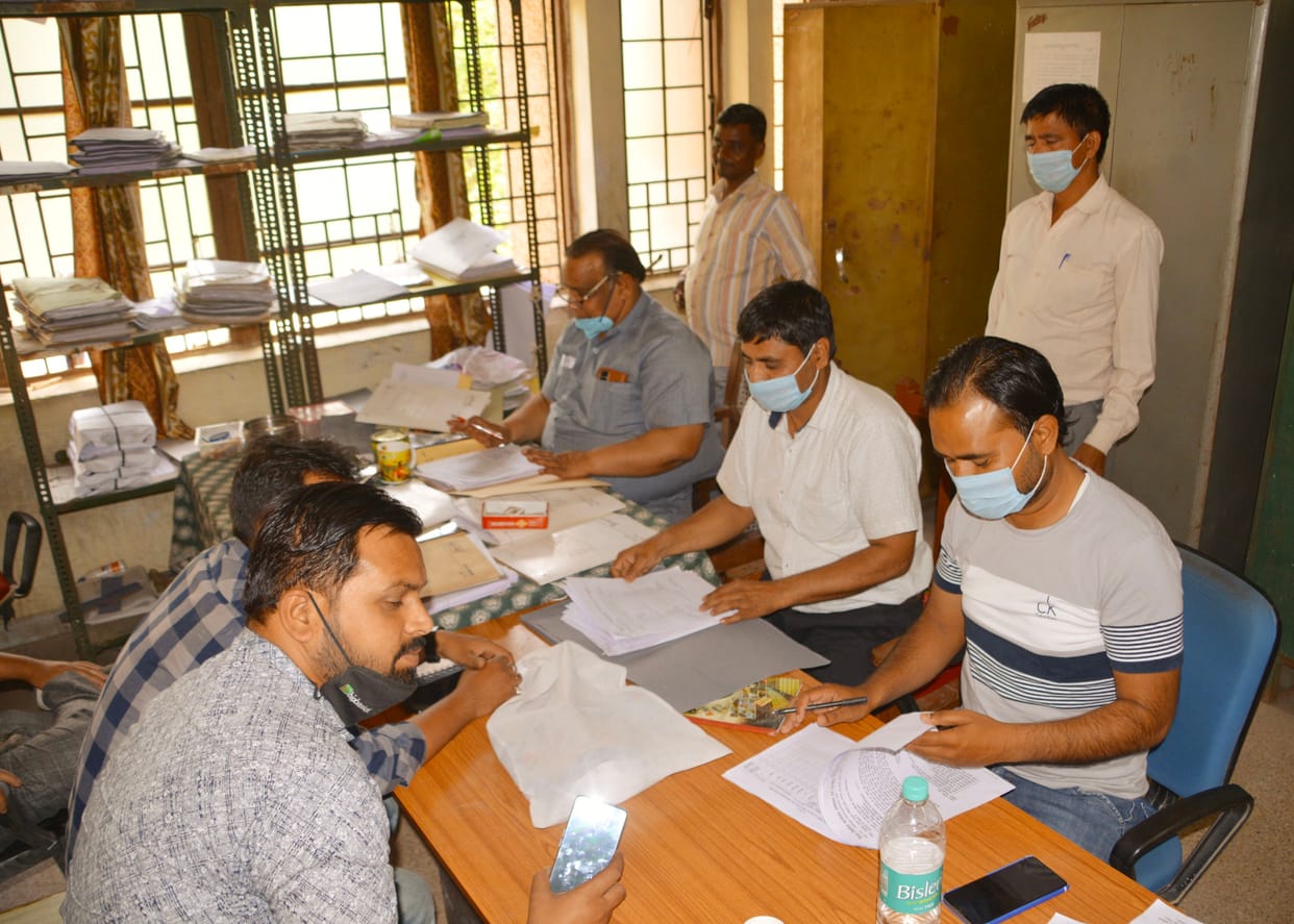 Collectorate and Vikas Bhavan remained open on holidays