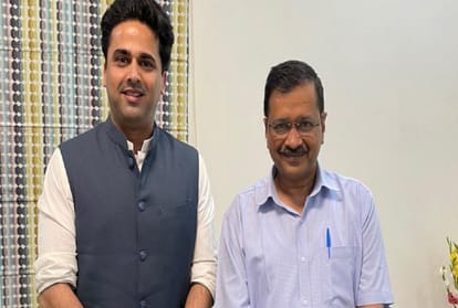 केजरीवाल से मिले फैसल पटेल