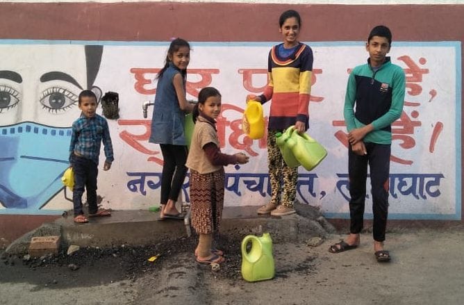 People alert after stealing water in Lohaghat