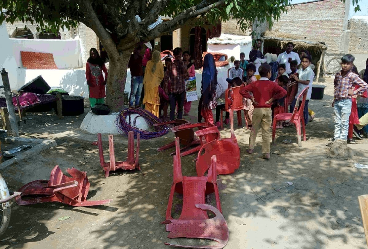 Attack on police to stop dance without getting permission in marriage at moradabad
