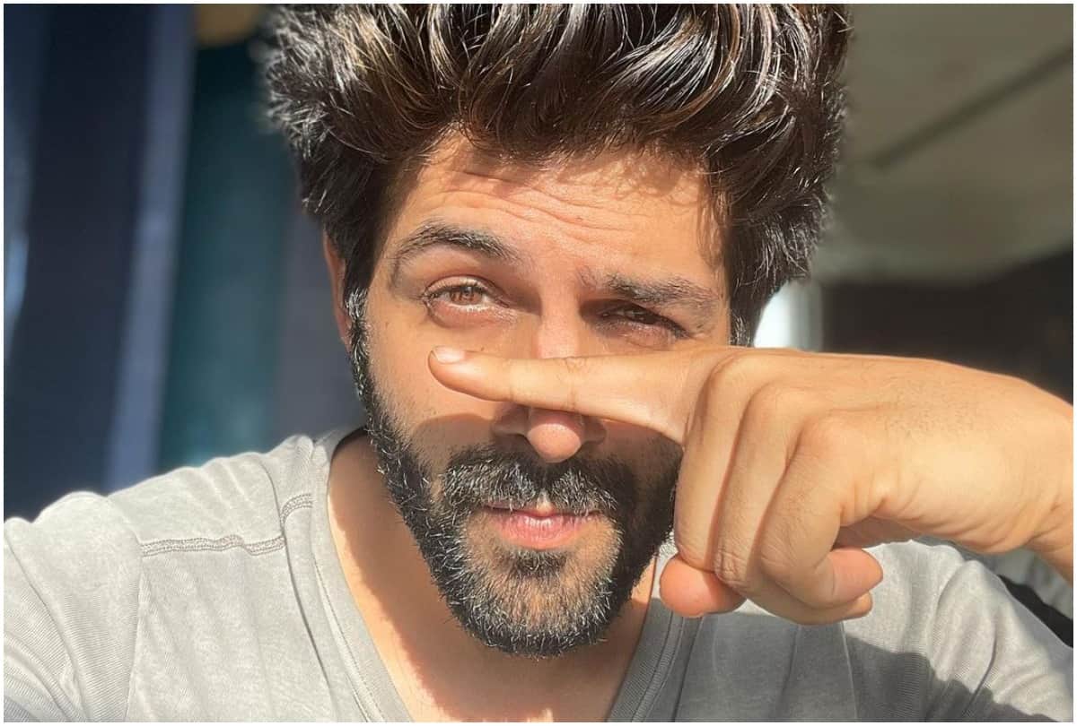 Kartik Aaryan Out From Dostana 2 Blacklisted in karan johar Dharma Productions