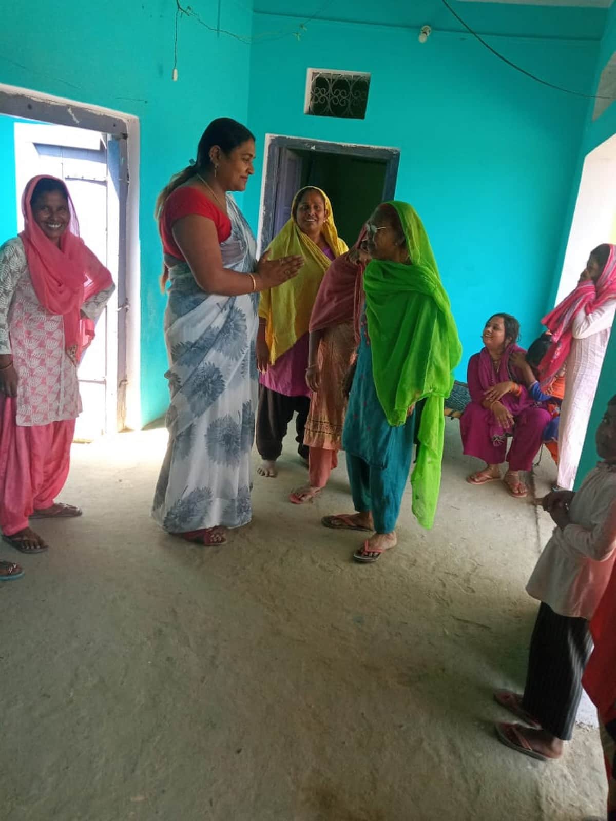 UP panchayat elections 2021: asha Kinnar contest again panchayat chunav said leaders unable to develop village in jaunpur