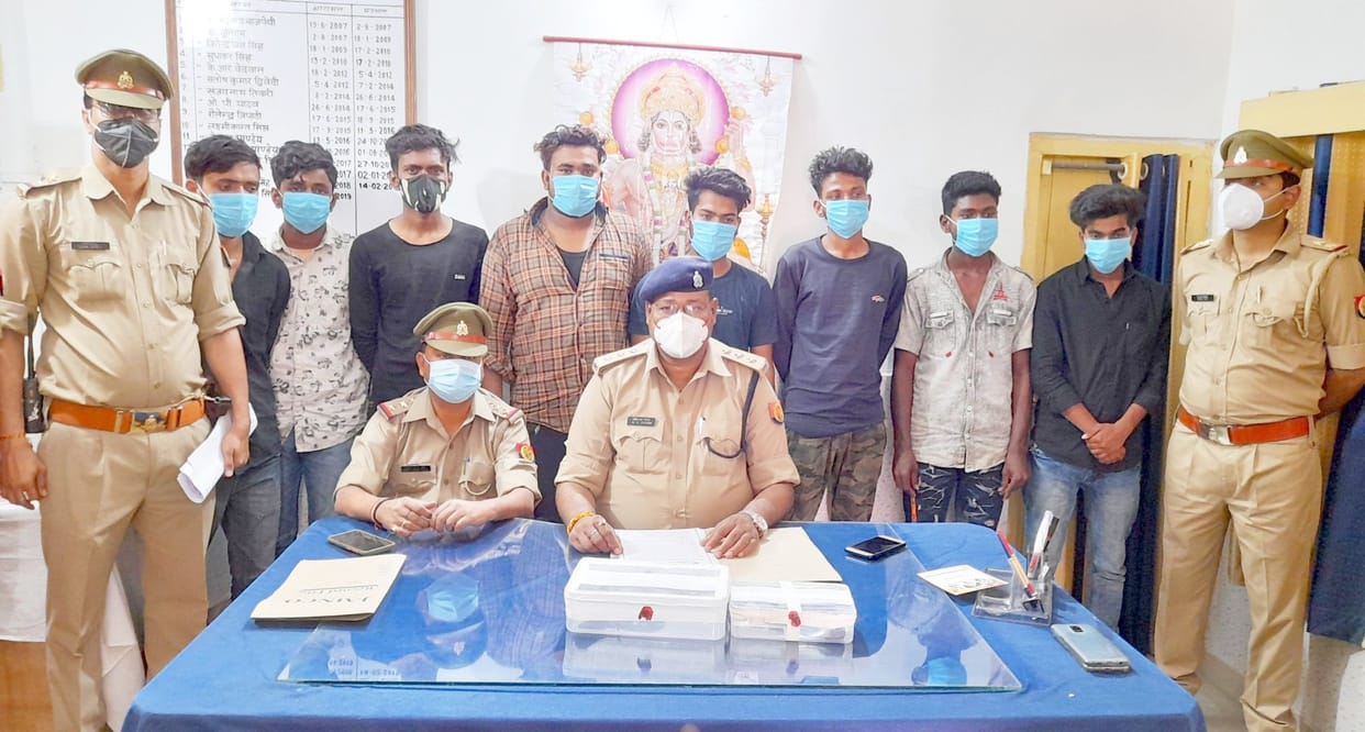 Eight attackers arrested in police encounter, pistol recovered