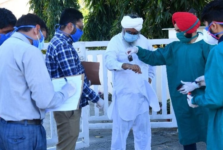 People Should Follow Covid Norms to Defeat Virus says Expert 