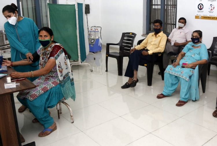 Chandigarh Corona update : 341 new cases found in chandigarh 