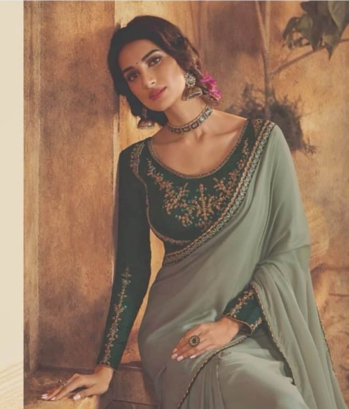 UP panchayat elections 2021: these people make panchayat chunav interesting in jaunpur glamor asha kinnar and two and a half feet Anita