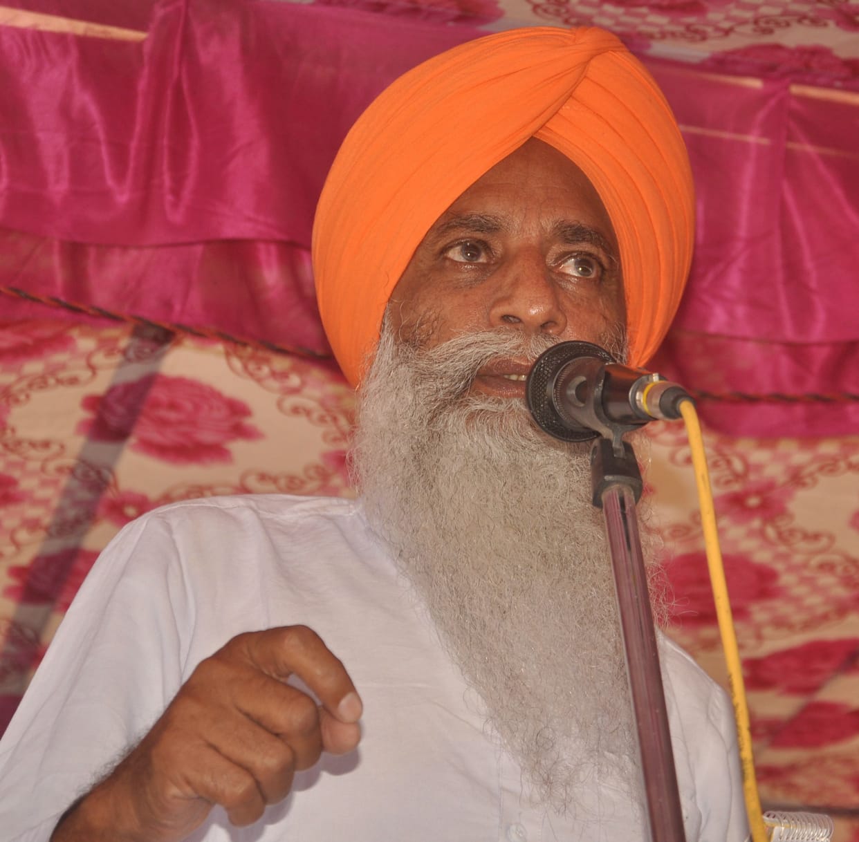Cancel BJP-JJP leaders' programs till the agitation: Chadhuni