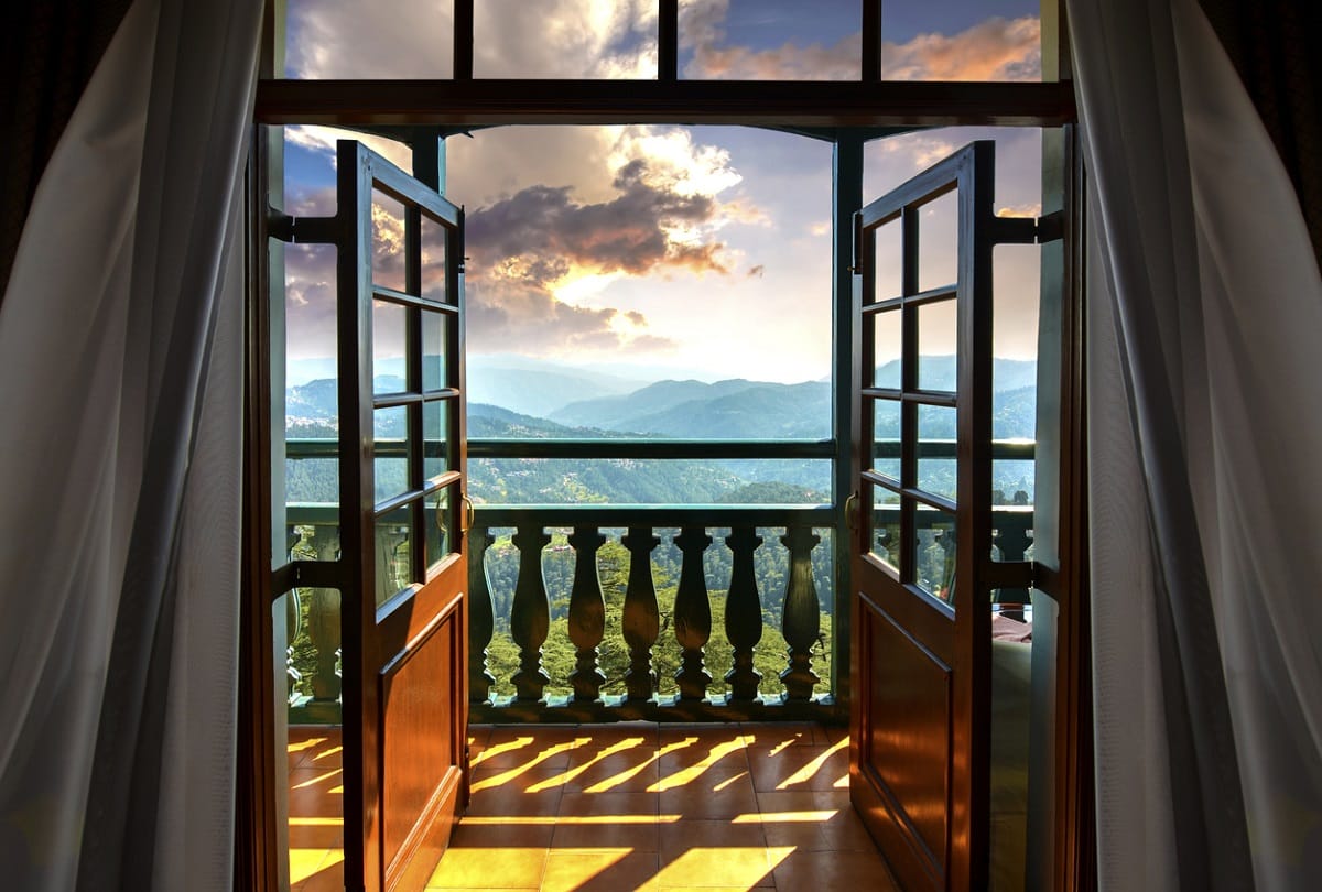 Tourist guide Keep these four things in mind while traveling the trip can be in the budget