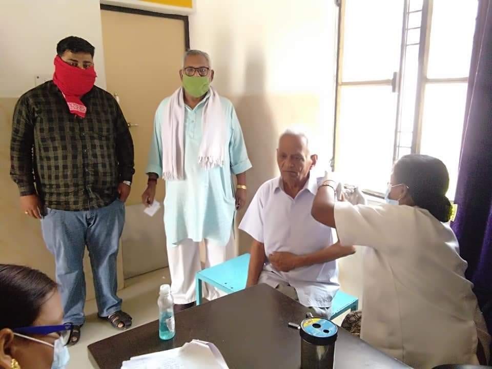 Corona vaccine administered to 3385 people at 51 centers in the district