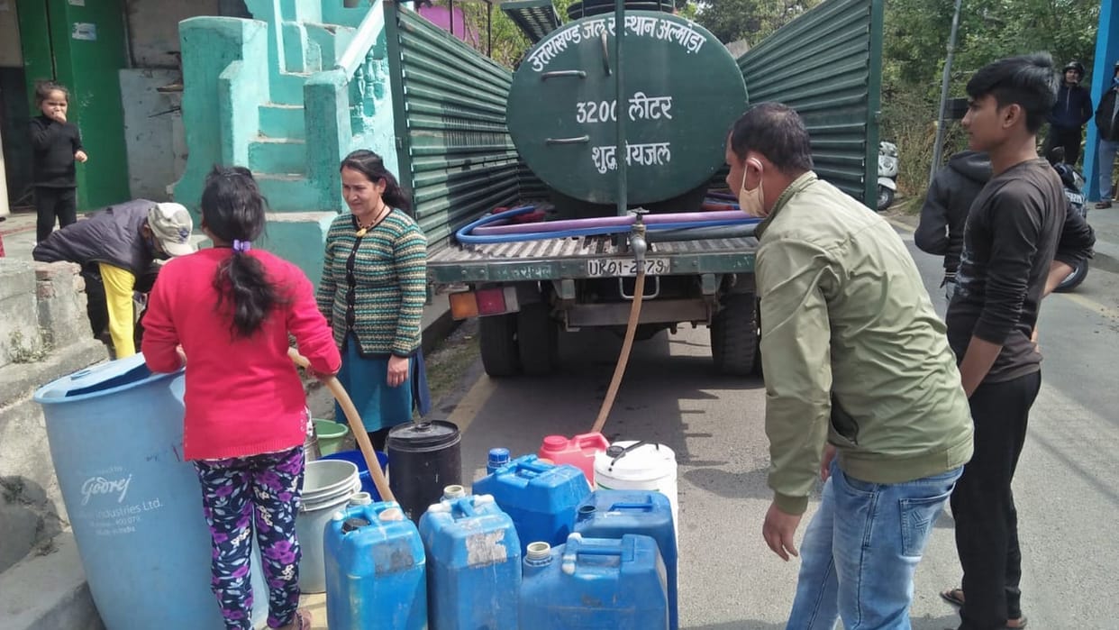 Drinking water crisis deepens in city and rural areas