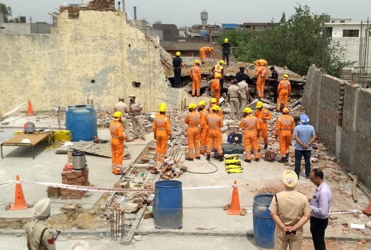 Three died as Building collapsed in Ludhiana of Punjab 