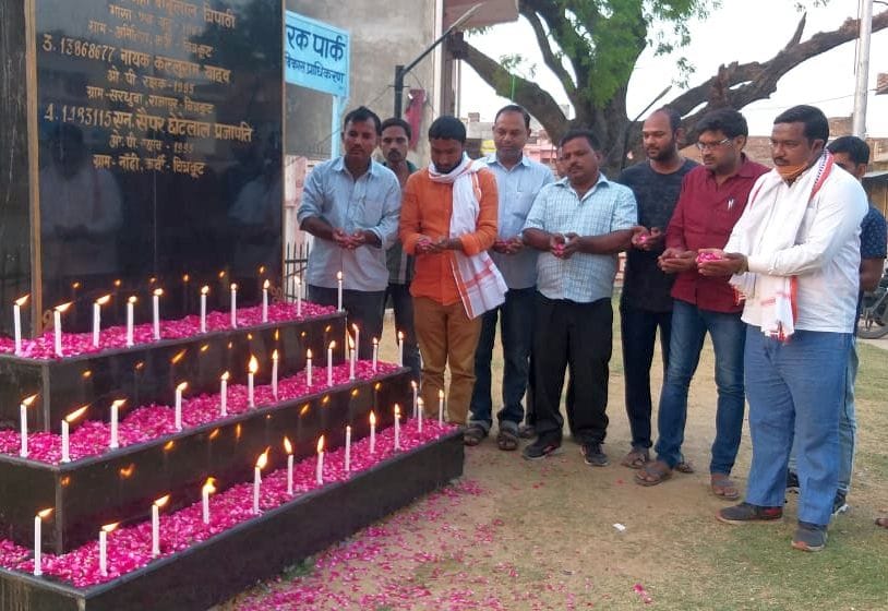 park,attack,candle march,ARMY,soldier