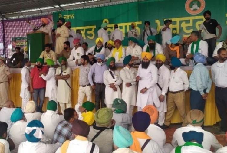 Farmer leaders supports Deep Sidhu at Kisan Maharally in Abohar of Punjab
