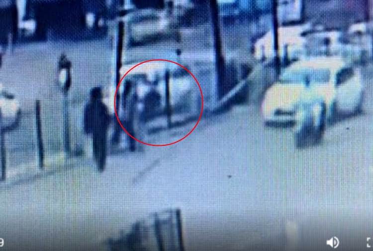 Friend push a person in front of moving car in Jalandhar of Punjab