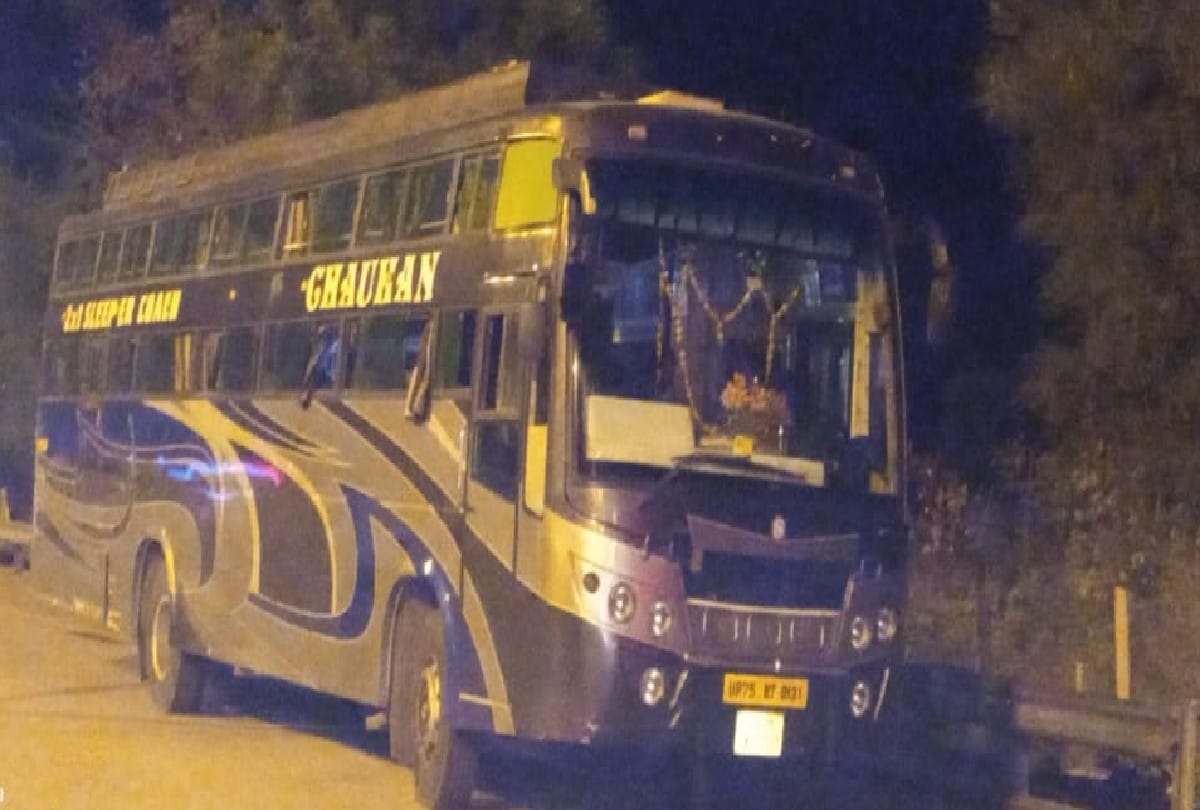 Mathura Police Active On Yamuna Expressway Bus Loot Case