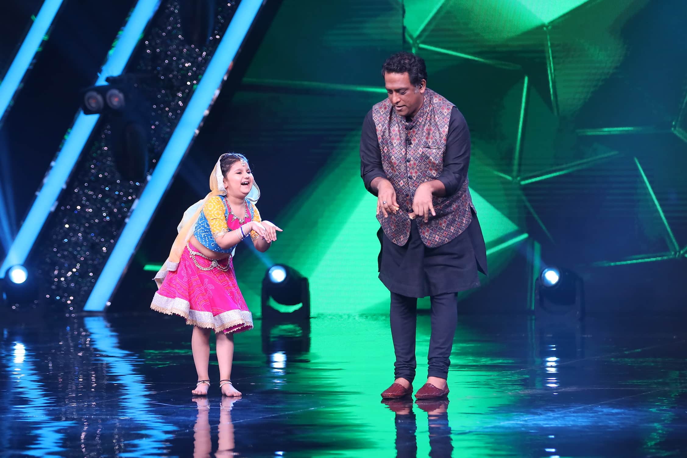 Anurag Basu Dances To Galti Se Mistake With Eight Year Old Show Super Dancer Contestant