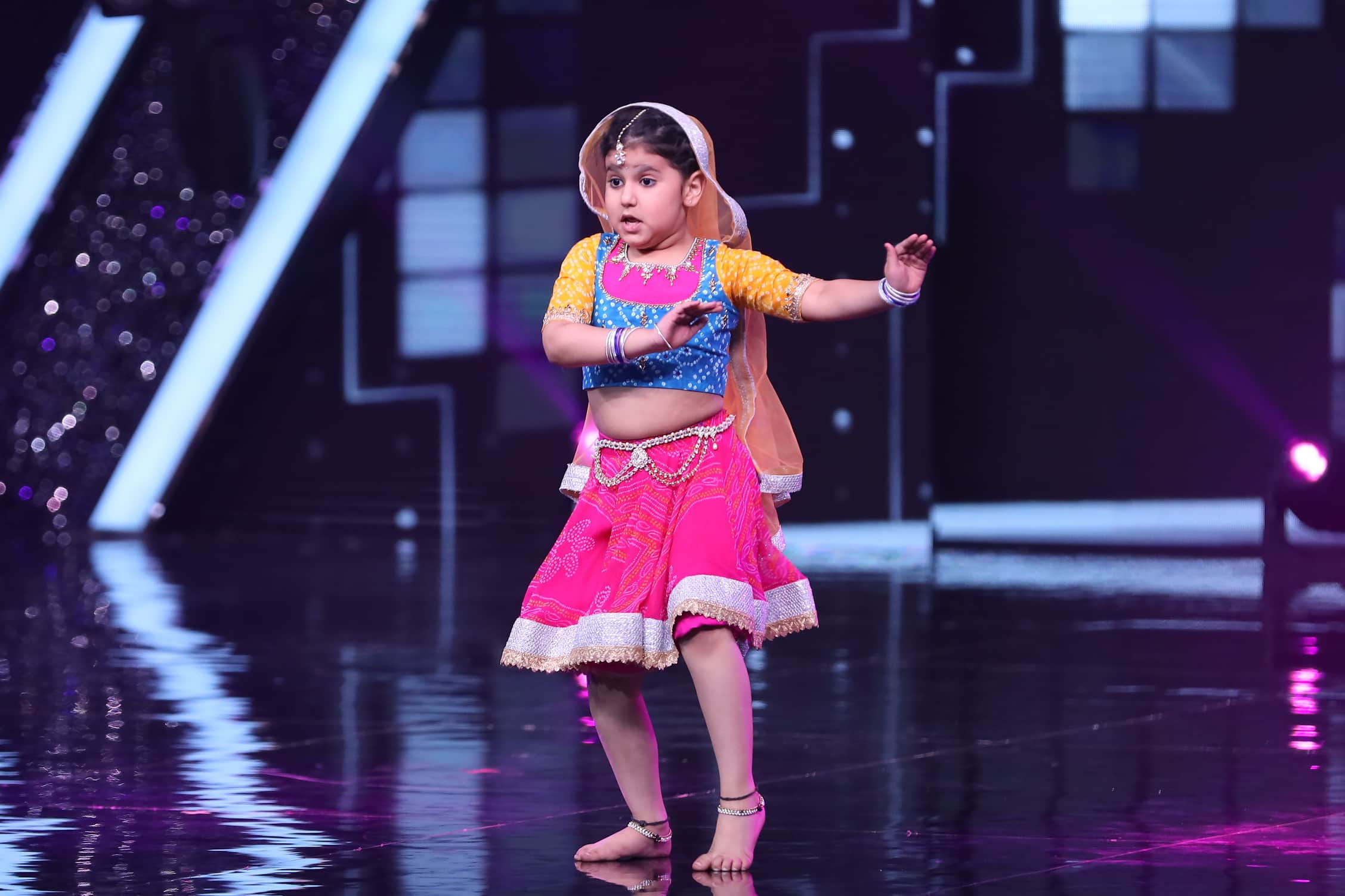 Anurag Basu Dances To Galti Se Mistake With Eight Year Old Show Super Dancer Contestant