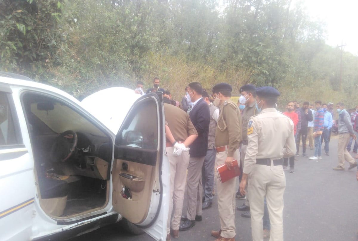 A Half Burnt Dead Body of taxi driver Found in yol kangra himachal