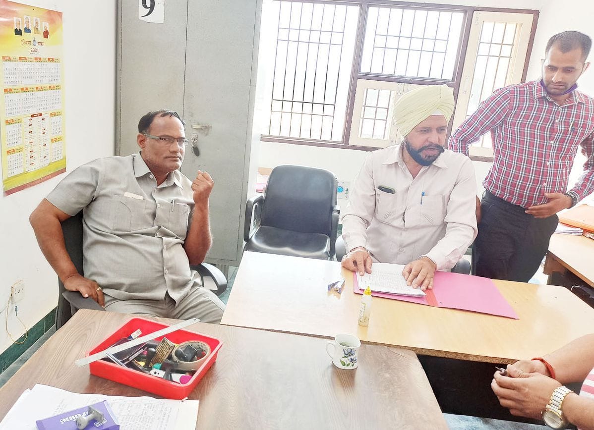 CM Flying arrives to investigate case related to corruption in Tehsil