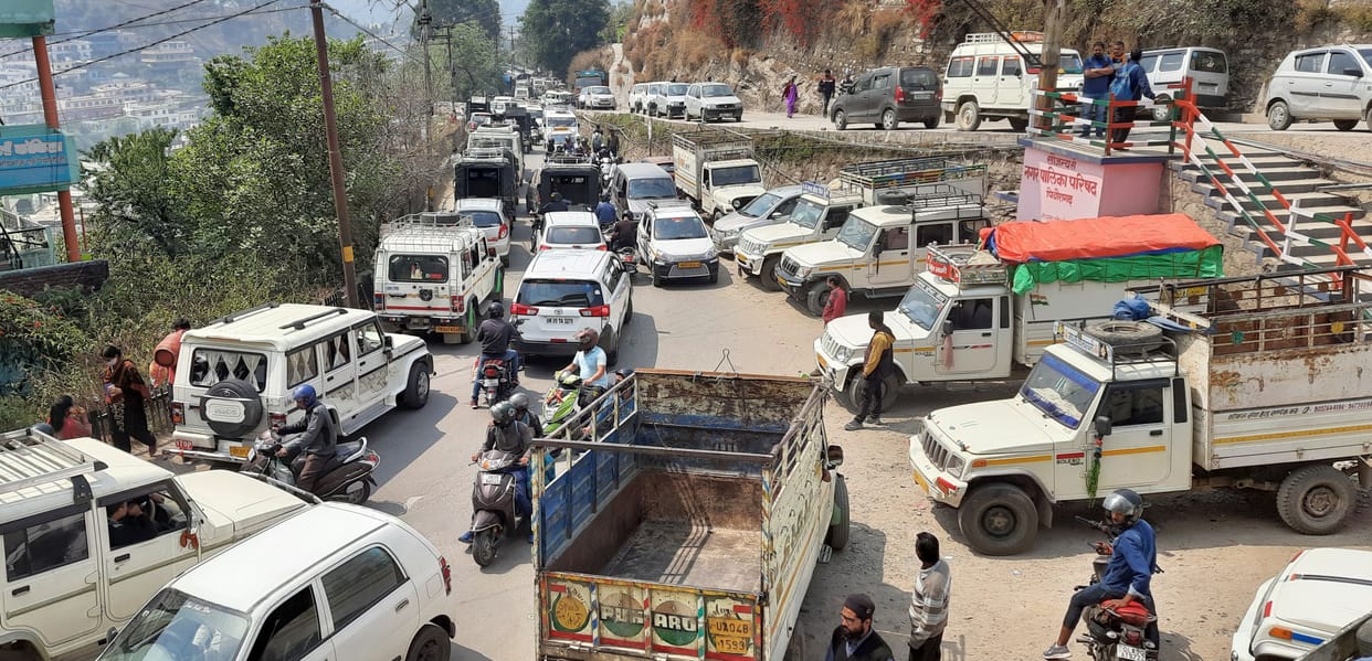 Traffic Jam in Pithauragarh