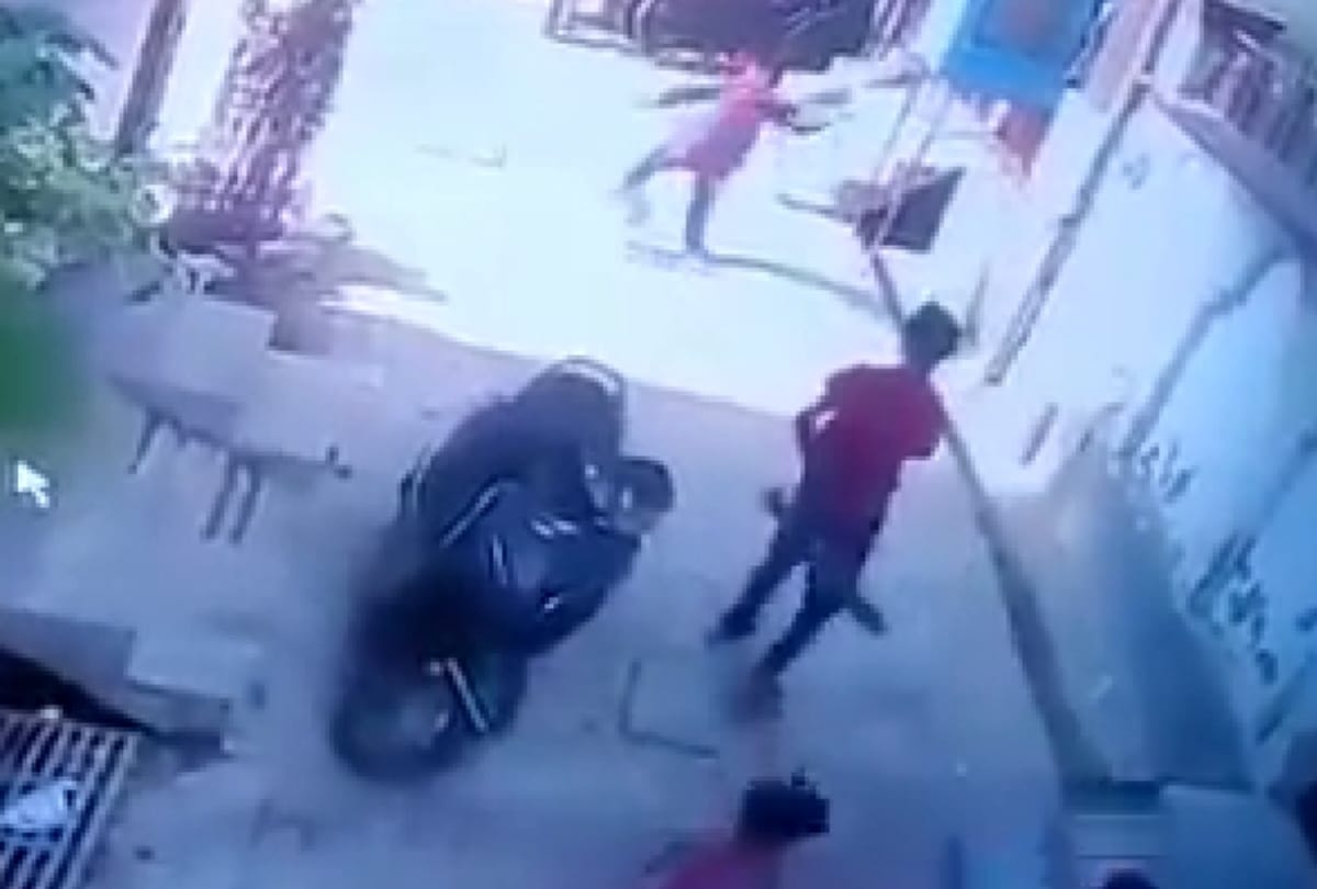 Bomb found in litter pile in Lucknow, child banged to play as a ball, injured in explosion