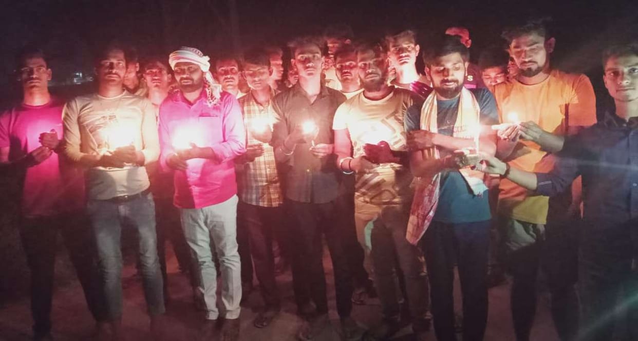 Candle march removed people paid tribute to the martyrs