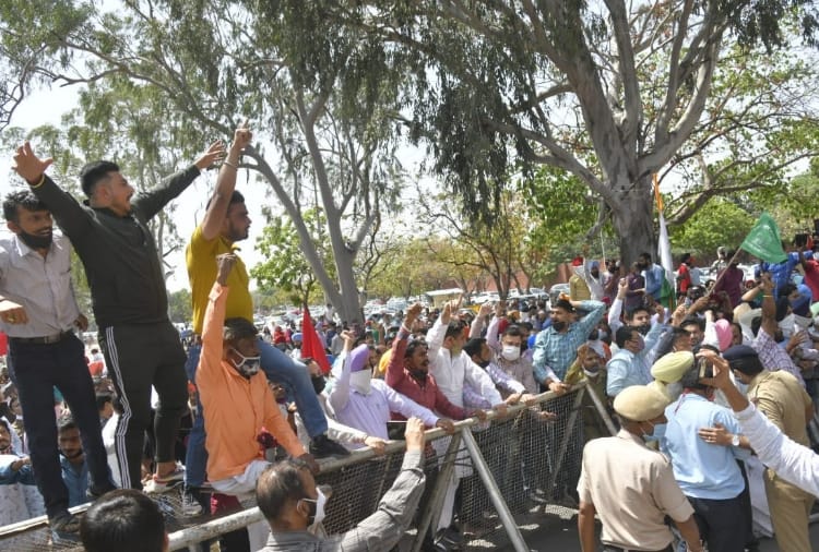 Protest against Privatisation of Electricity Department in Chandigarh 