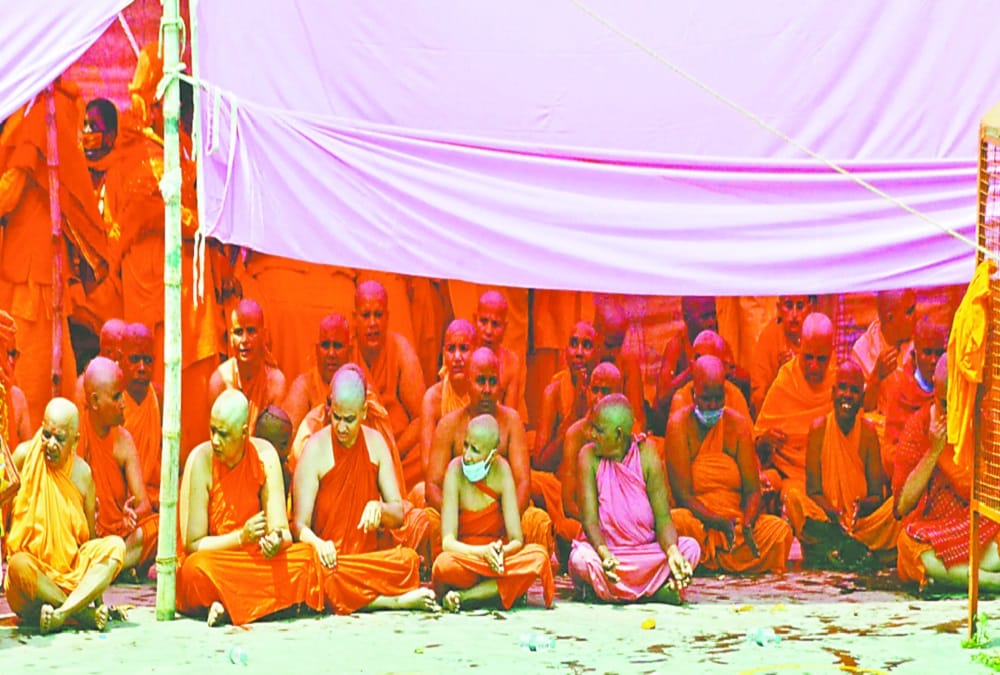 Haridwar Kumbh mela 2021: 200 Woman Naga Saints Completed Diksha Ceremony photos