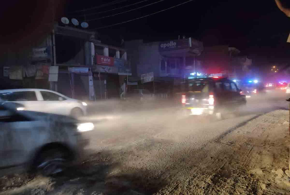 Mukhtar convoy increased after the cattle stopped near the Satti police station in Kanpur dehat