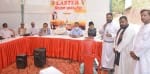 ईस्टर मिलन समारोह में सम्बोधित करते फादर यूसुफ दास, फादर जोनाथन लाल