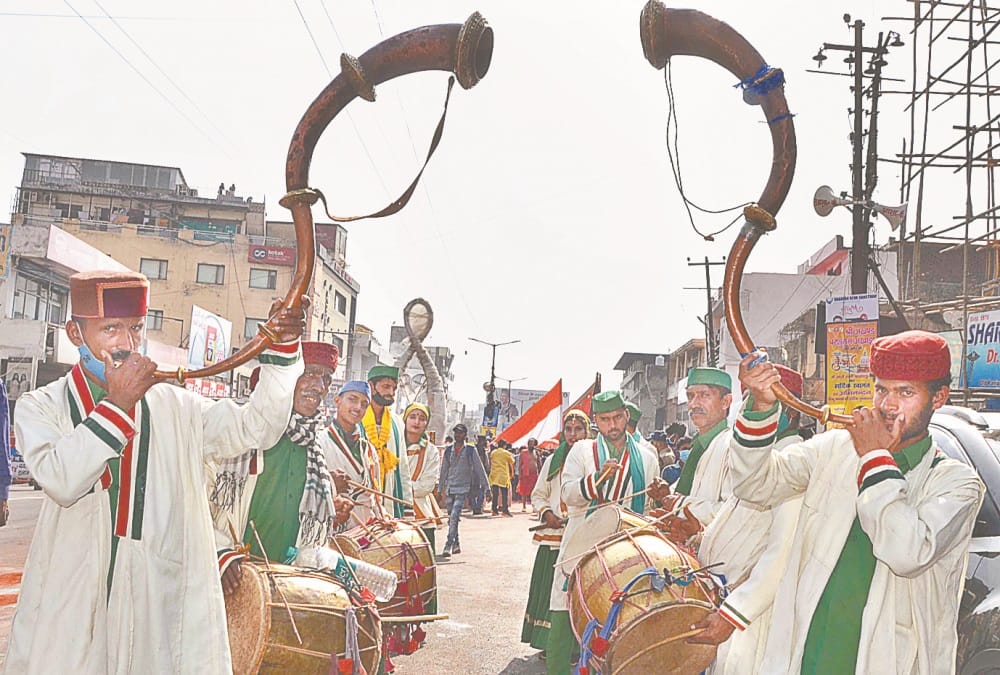 Haridwar Kumbh mela 2021: Shankaracharya Swami Swaroopanand Saraswati shobha yatra Amazing Photos