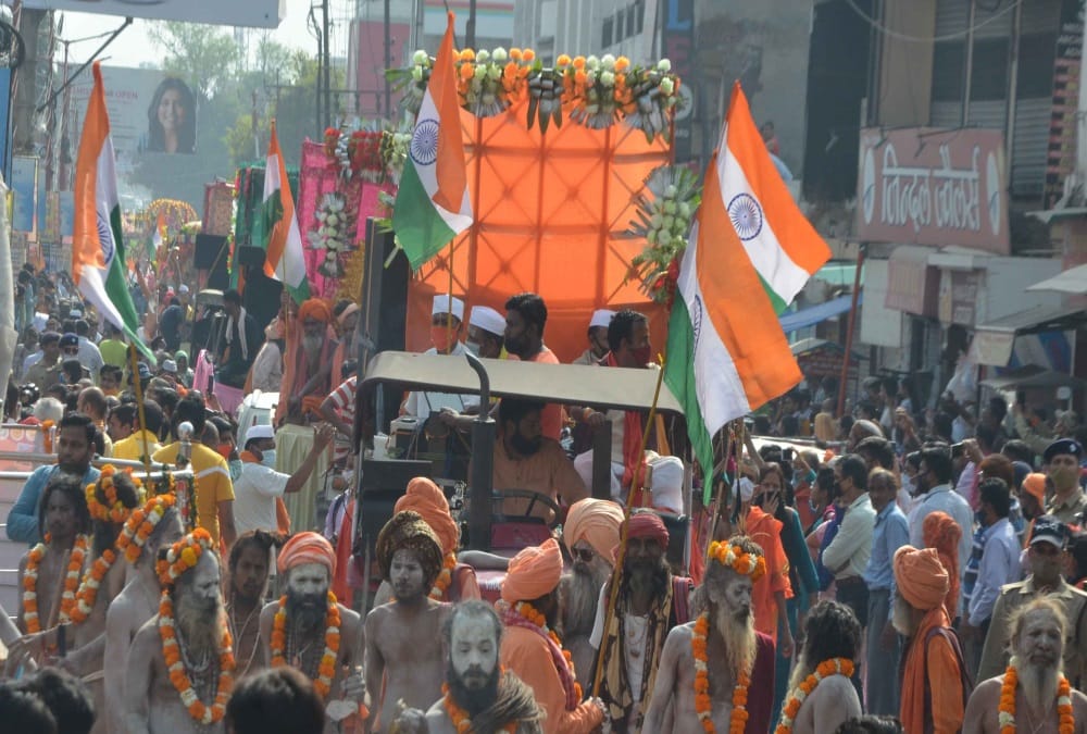 Haridwar Kumbh mela 2021: Shankaracharya Swami Swaroopanand Saraswati shobha yatra Amazing Photos