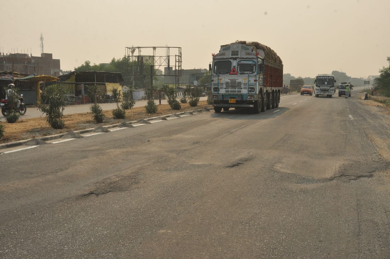 jhansi- highway are lake in security and facility