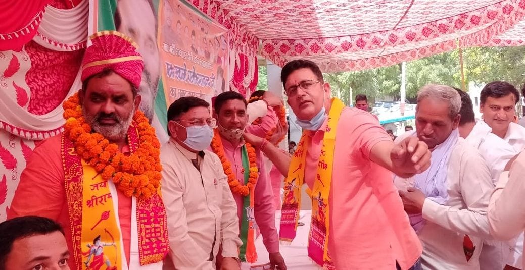 The farmers' problem will be solved with priority: Yatishwaranand