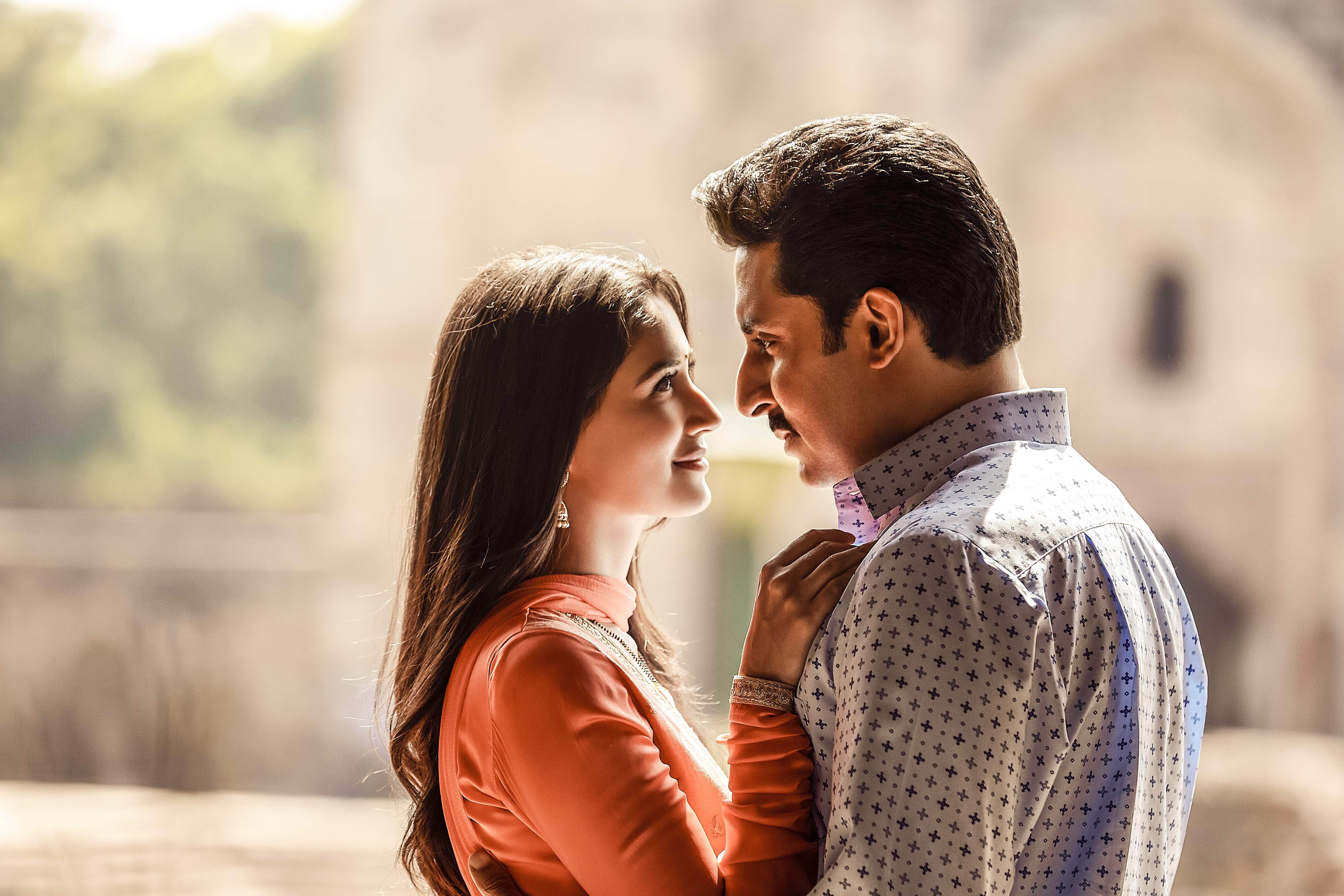 The Big Bull Review By Pankaj Shukla Abhishek A Bachchan Kookie Gulati Ileana D’cruz Ajay Devgn