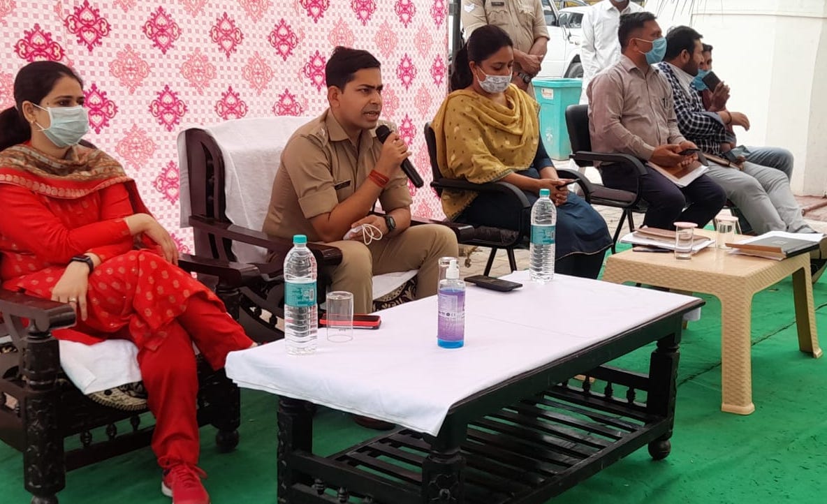 DM-SP saw arrangements at polling places